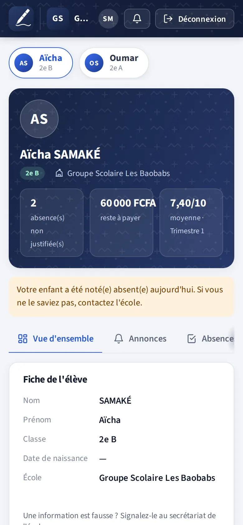 Espace parents sur téléphone : fiche d'Aïcha et message « Votre enfant a été noté(e) absent(e) aujourd'hui »